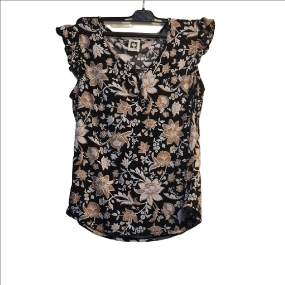 Anne Klein Tops - Anne Klein Black Floral Ruffle Sleeve Blouse